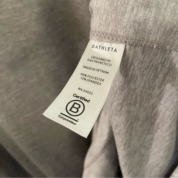 Athleta Mindset gray long sleeve thumb hole pullover lightweight sweatshirt - Picture 5 of 5
